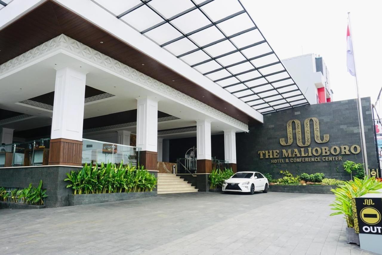 The Malioboro Hotel & Conference Center Джокьякарта Экстерьер фото
